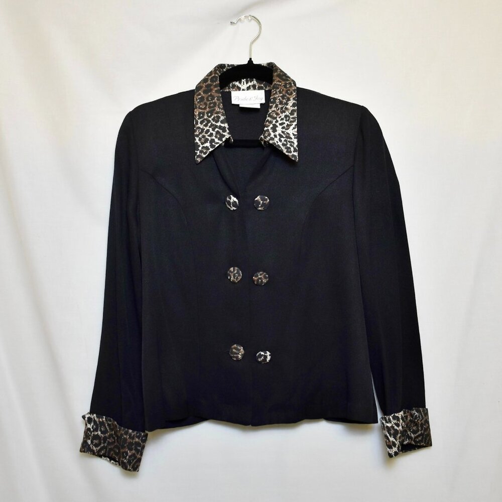 Cheetah trim black button up